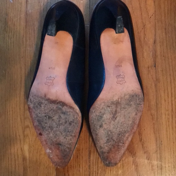 Enzo Angiolini 2” blue leather heels. Gently used. - Picture 2 of 5